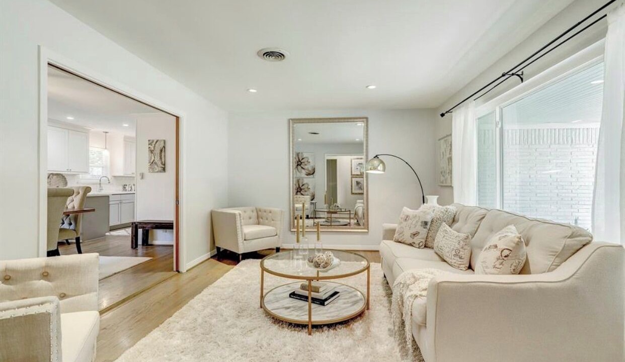 Photo of Livingroom in Houston