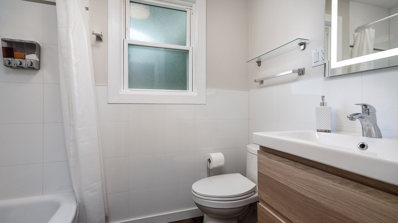 Photo of Bathroom in Skokie