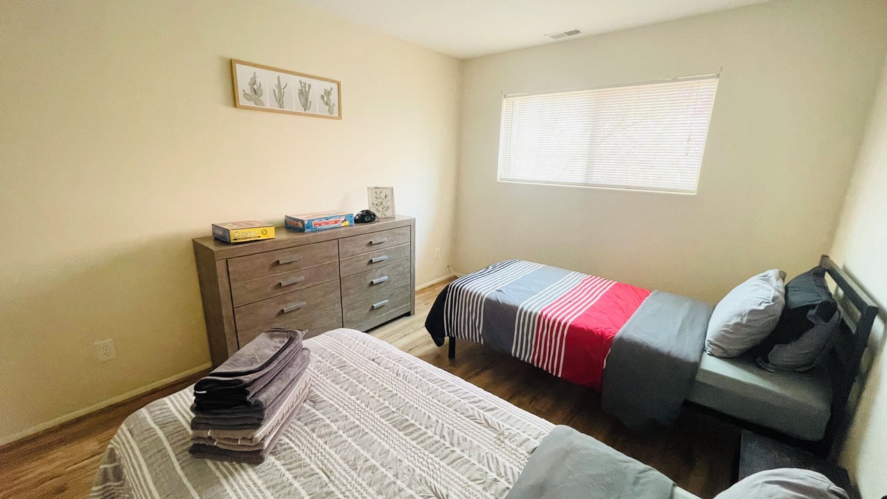 Photo of Bedroom in Foxcroft Square