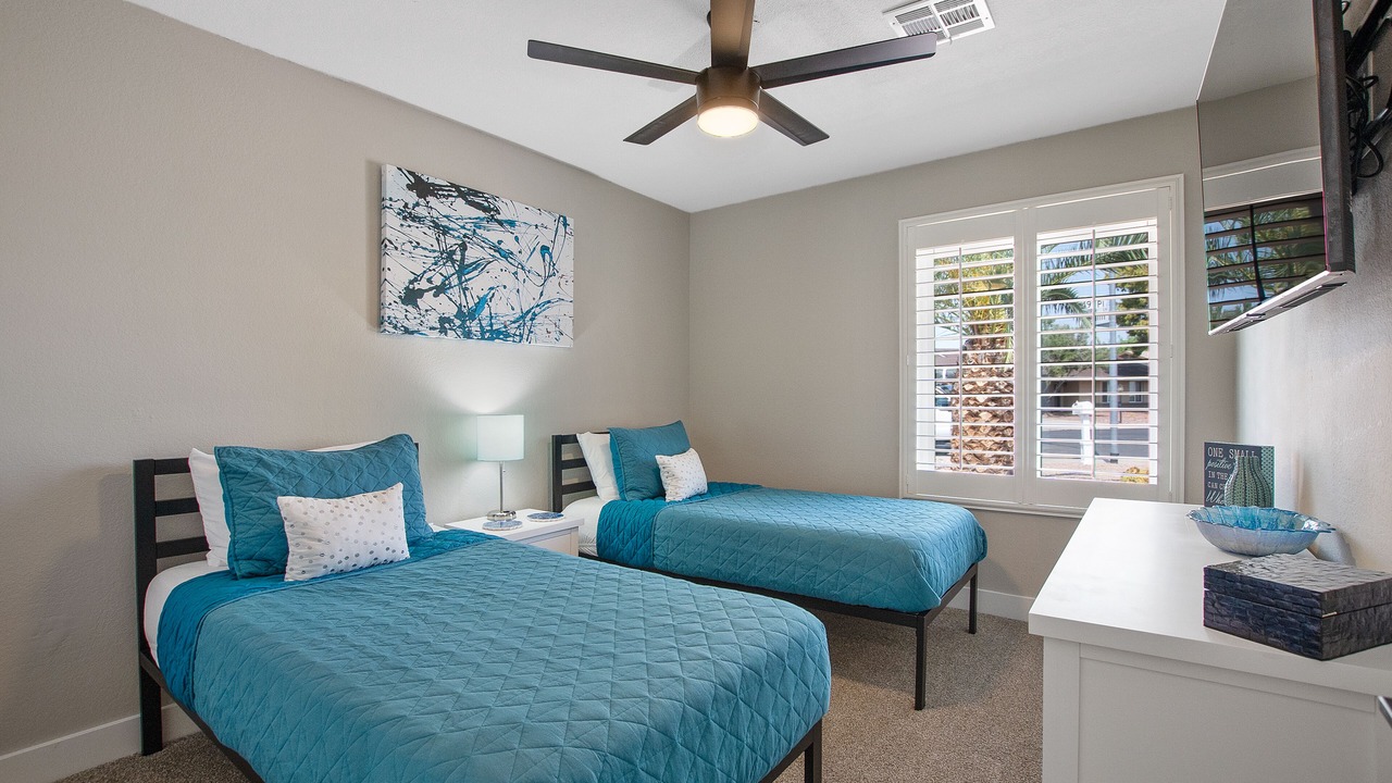 Photo of Bedroom in Paradise Valley Village