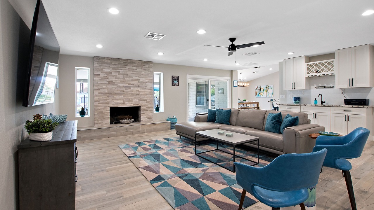 Photo of Livingroom in Paradise Valley Village