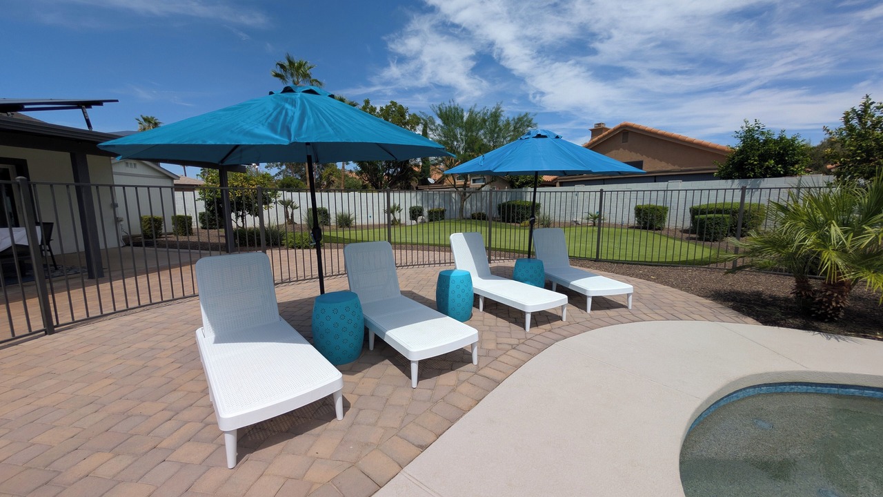 Photo of Outdoor in Paradise Valley Village