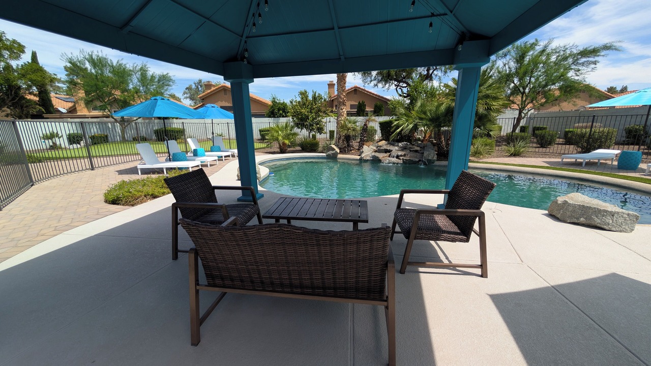 Photo of Outdoor in Paradise Valley Village