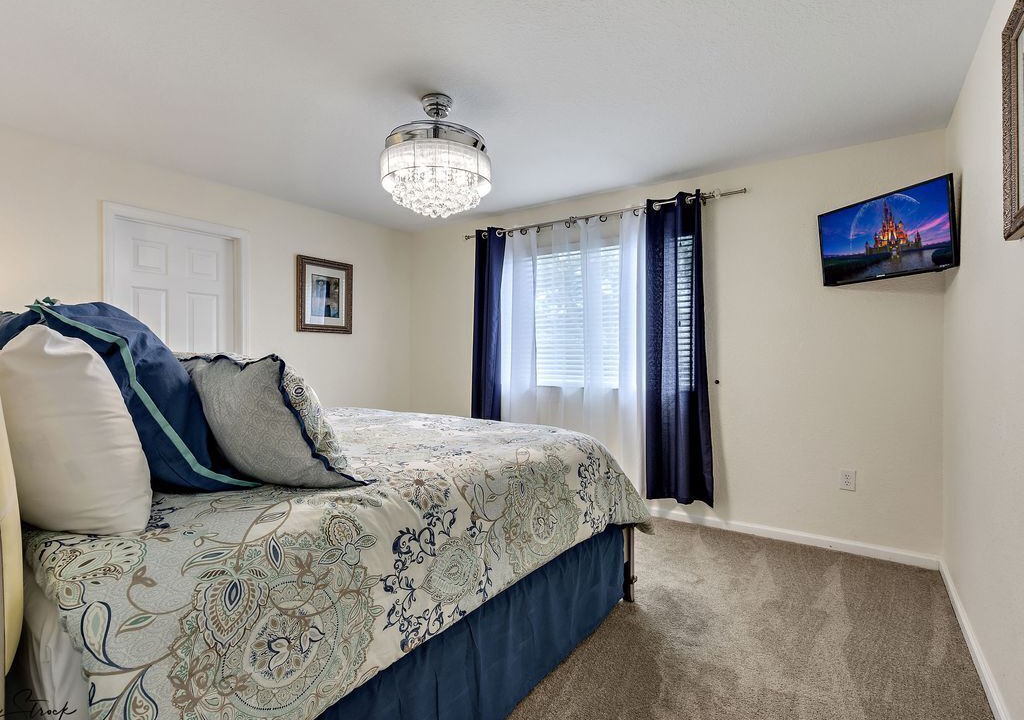 Photo of Bedroom in Windsor Hills
