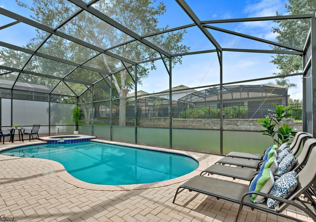 Photo of Outdoor in Windsor Hills