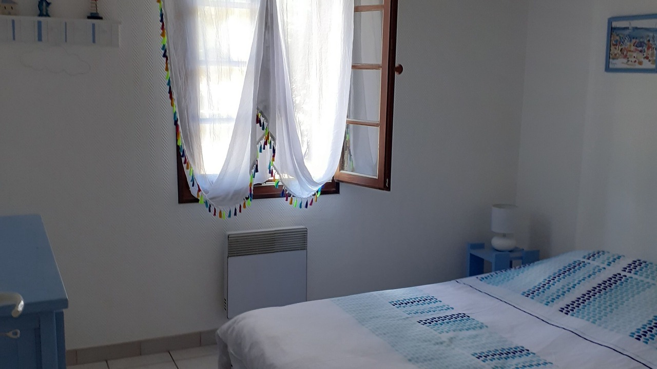 Photo of Bedroom in Uza