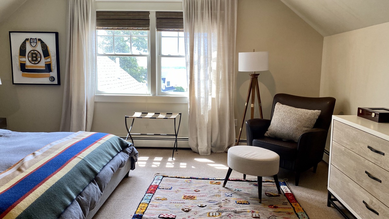 Photo of Bedroom in South Duxbury