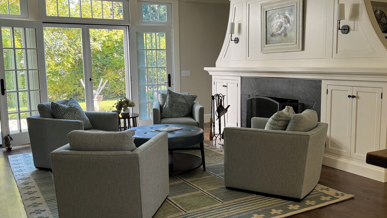 Photo of Livingroom in South Duxbury