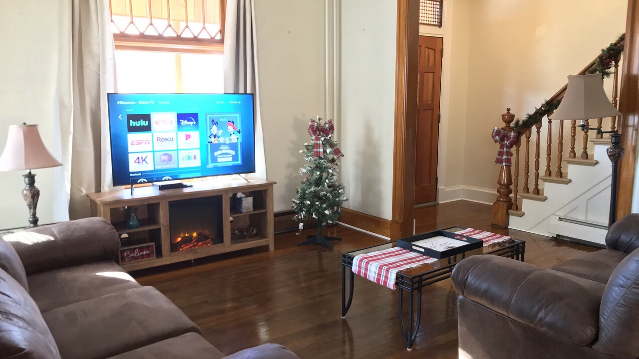 Photo of Livingroom in Oswego
