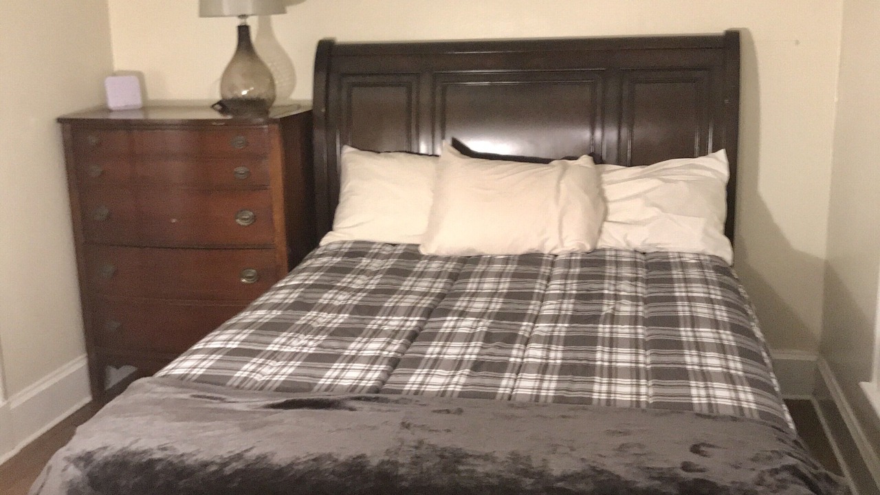 Photo of Bedroom in Oswego