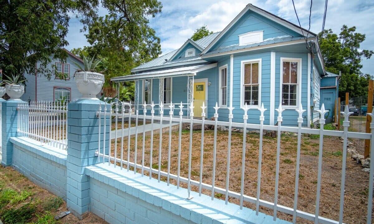 Photo of Outdoor in Five Points