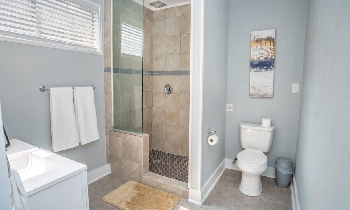 Photo of Bathroom in Five Points