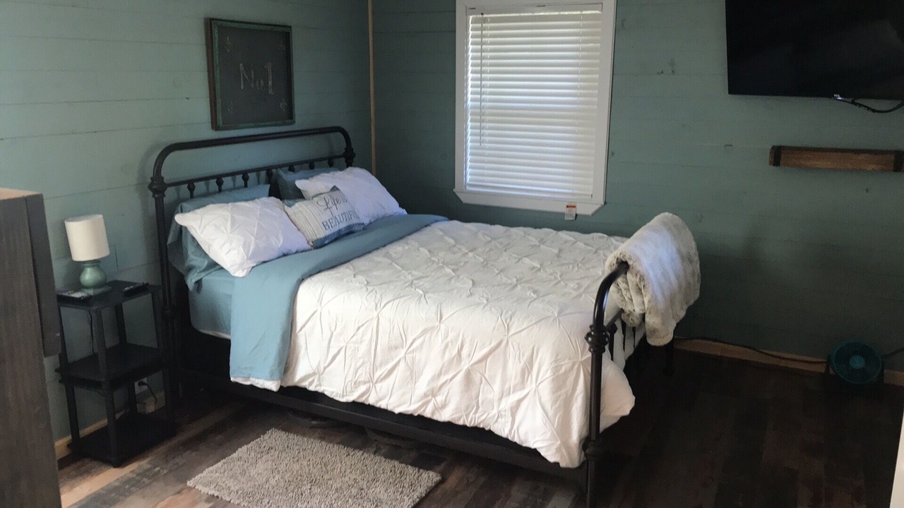 Photo of Bedroom in Doniphan