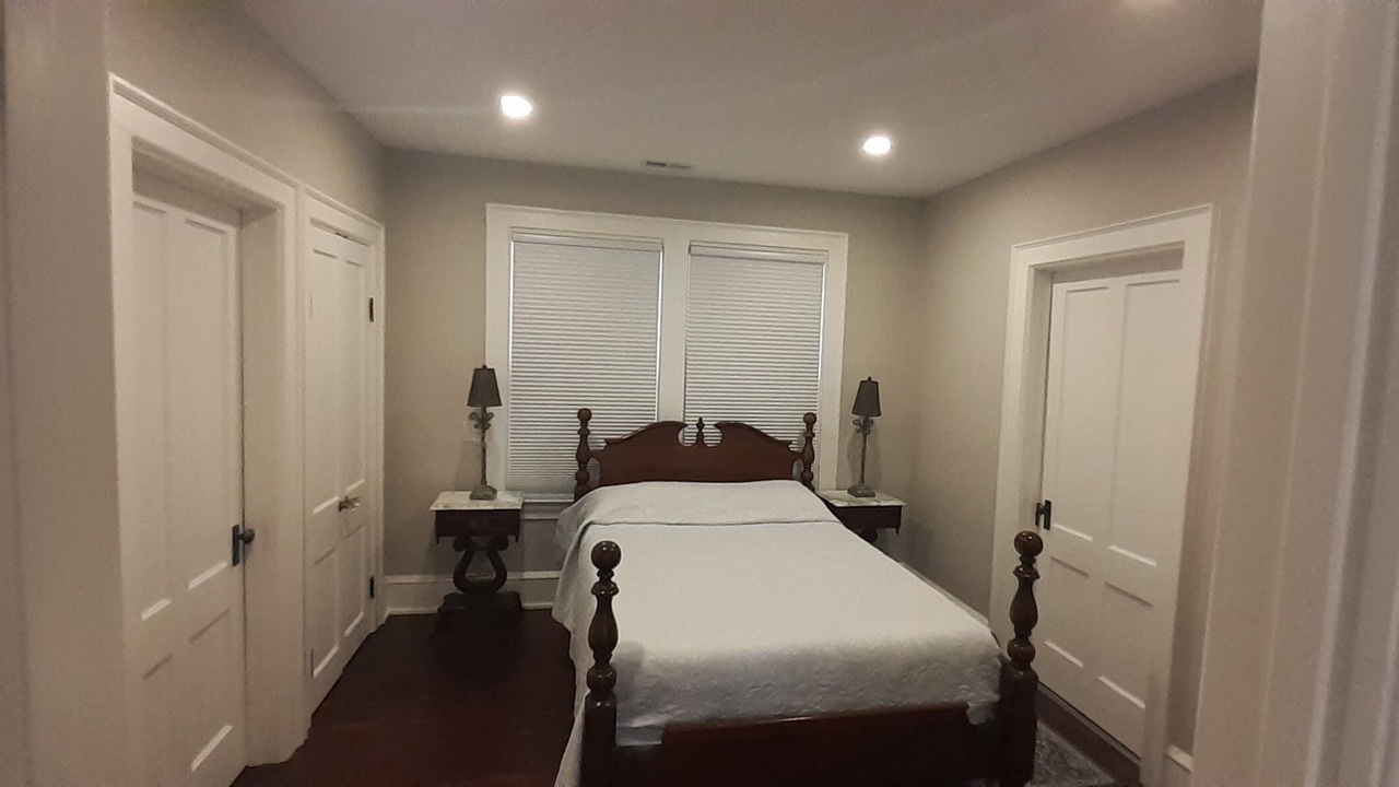 Photo of Bedroom in Williamsburg
