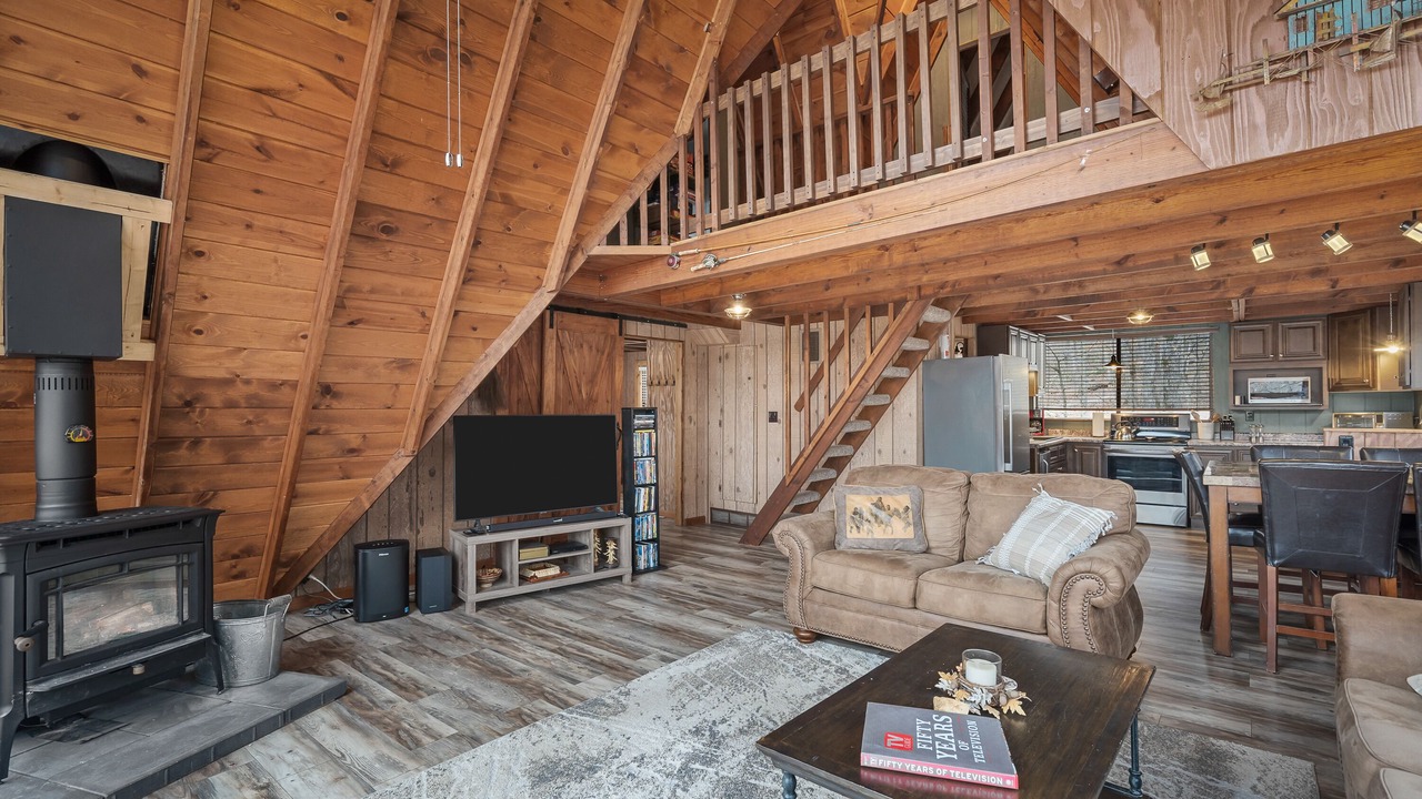 Photo of Livingroom in Innsbrook