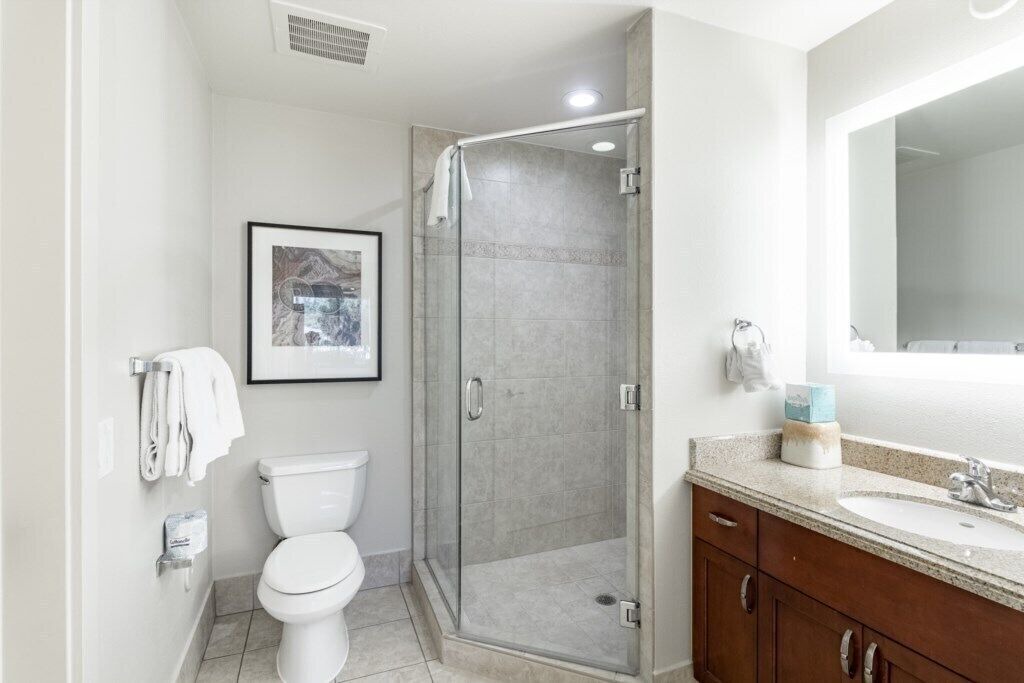 Photo of Bathroom in Desert Ridge