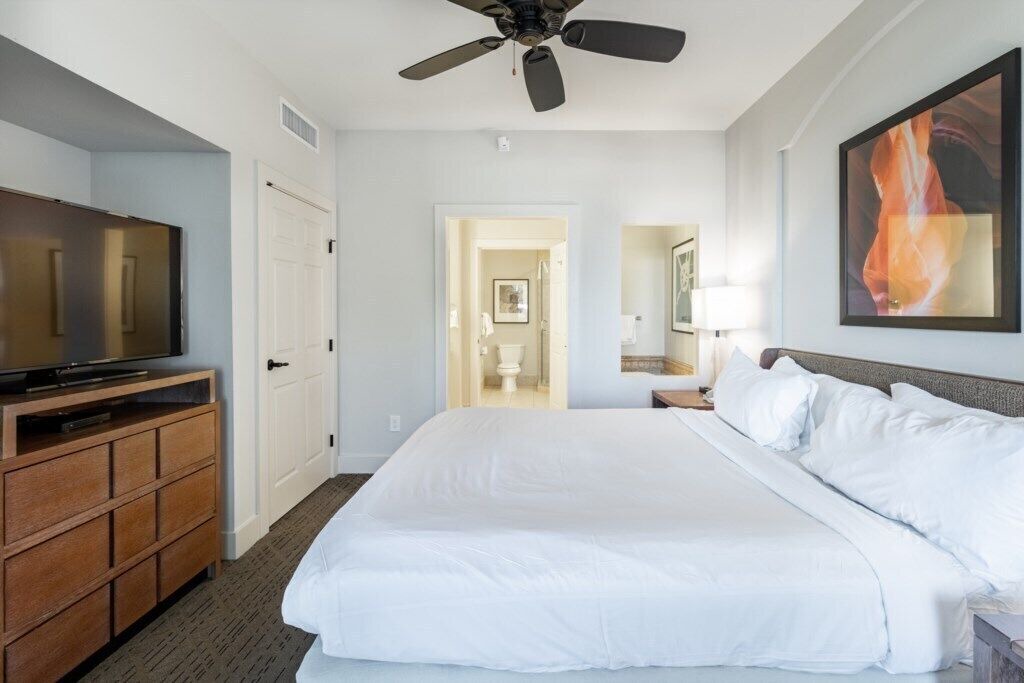 Photo of Bedroom in Desert Ridge
