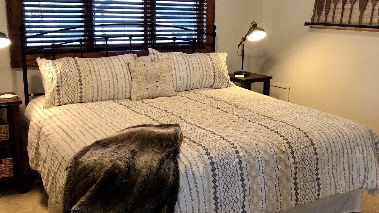 Photo of Bedroom in Spicer