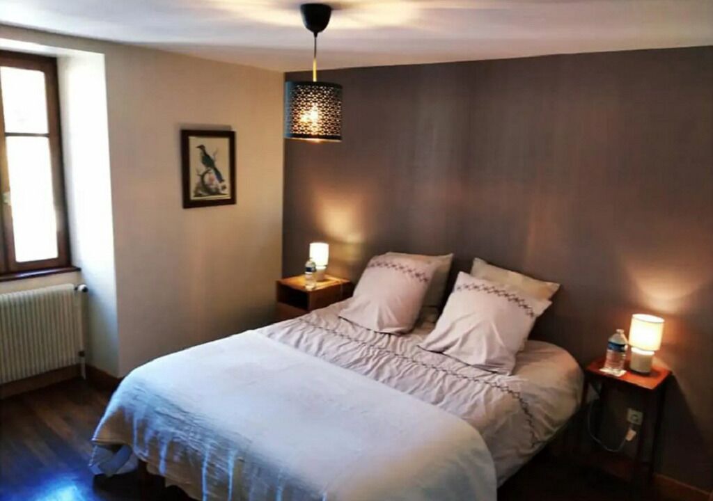 Photo of Bedroom in Senailly