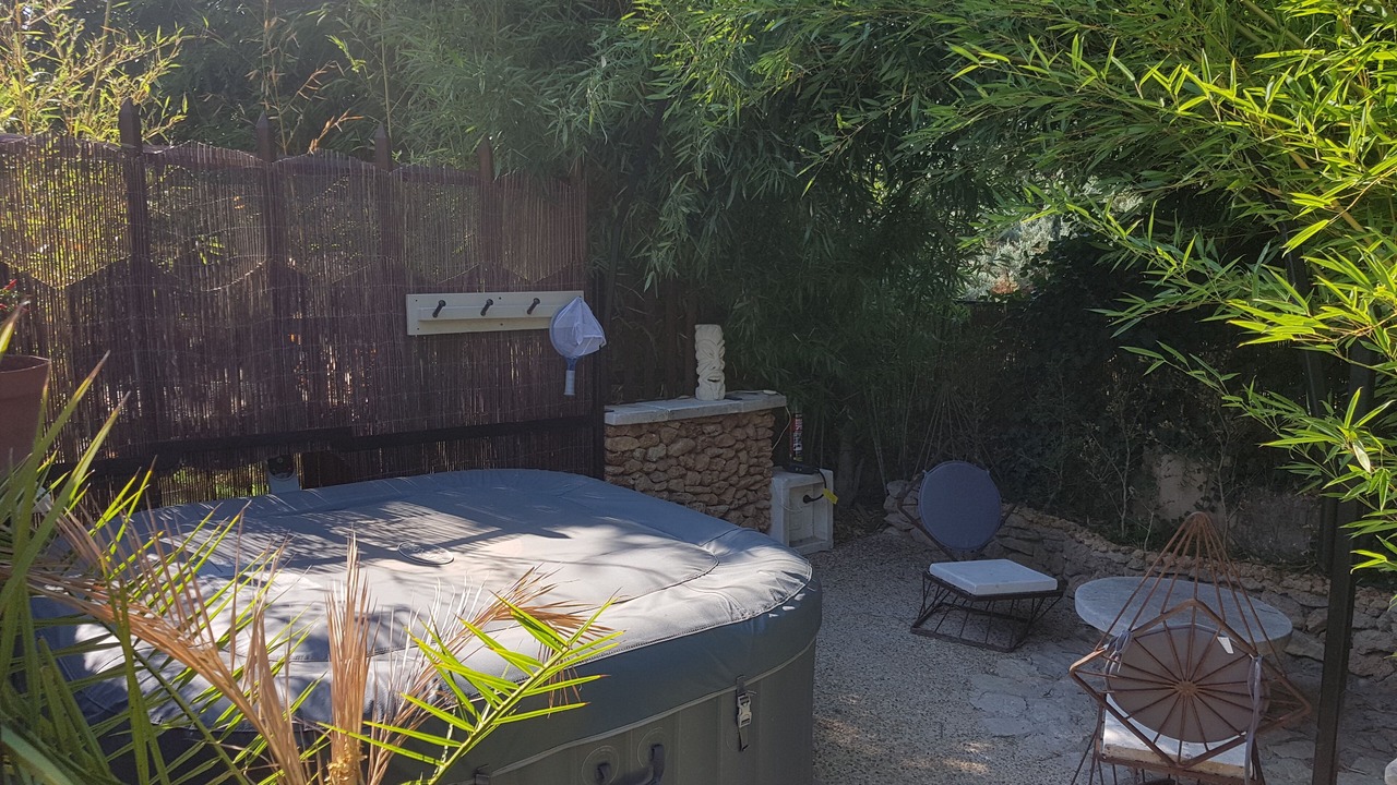 Photo of Patio Balcony in Menerbes