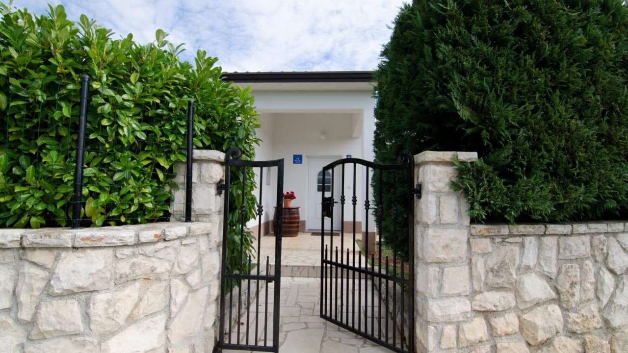 Photo of Outdoor in Marceljani