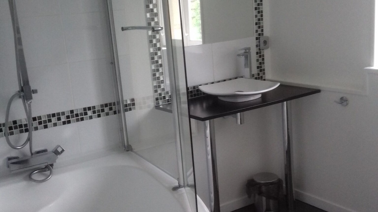 Photo of Bathroom in Elinghen