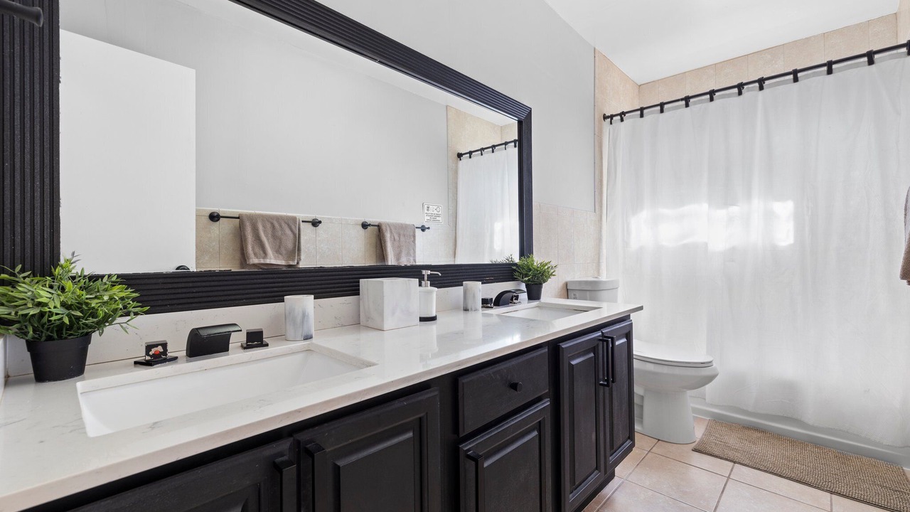 Photo of Bathroom in Ludlam