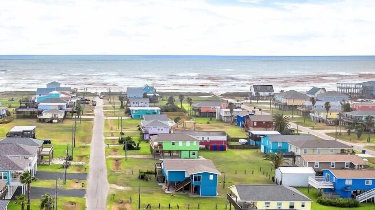 Photo of Others in Surfside Beach