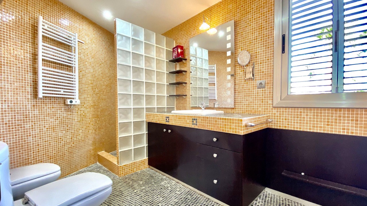 Photo of Bathroom in Calafat