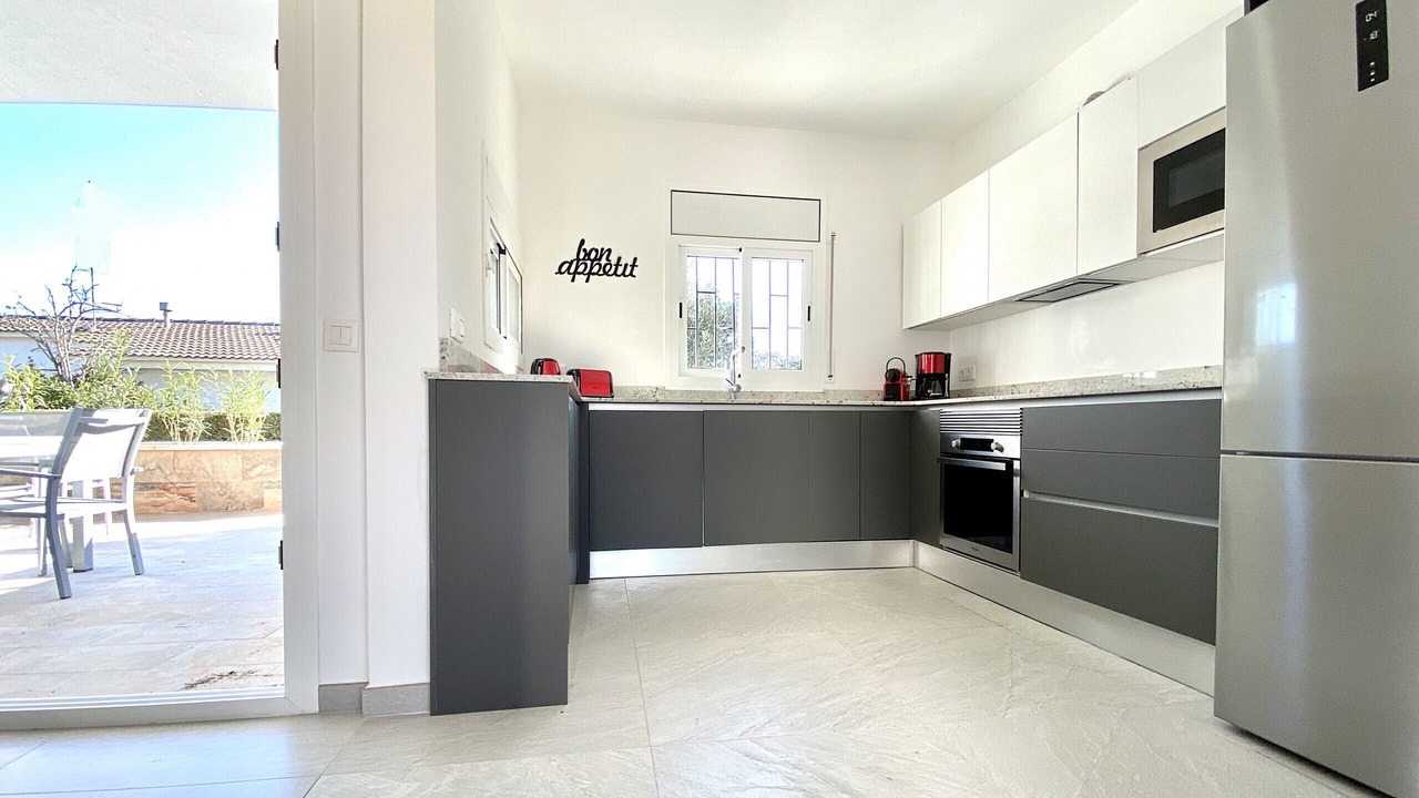Photo of Kitchen in Les Tres Cales