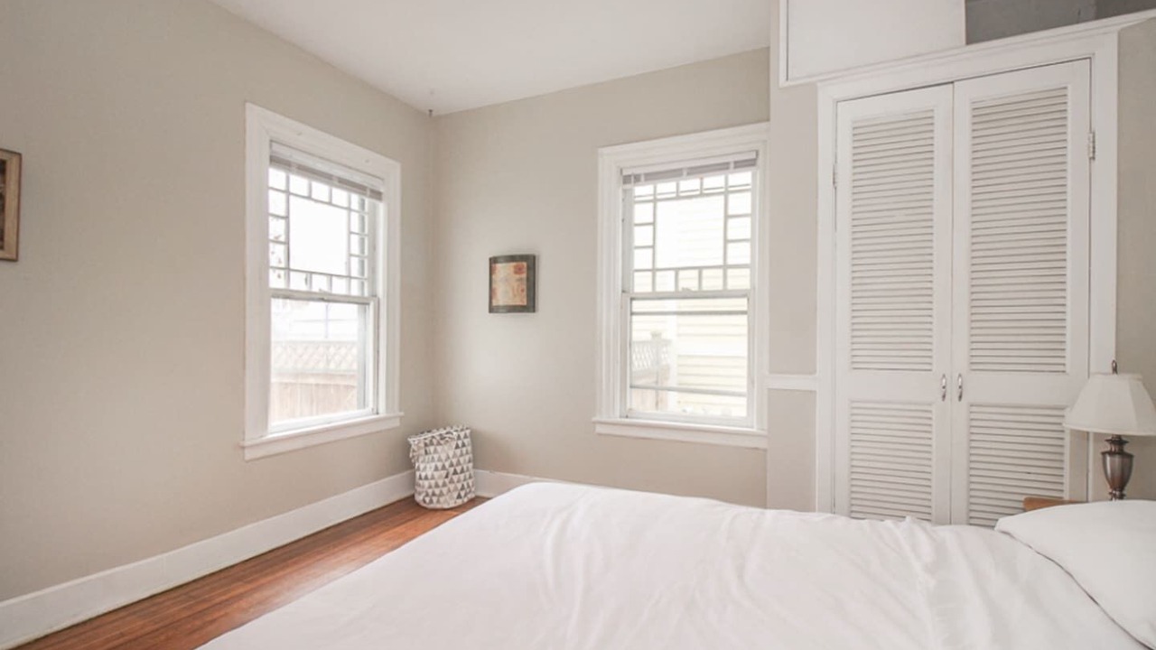 Photo of Bedroom in Edgewater