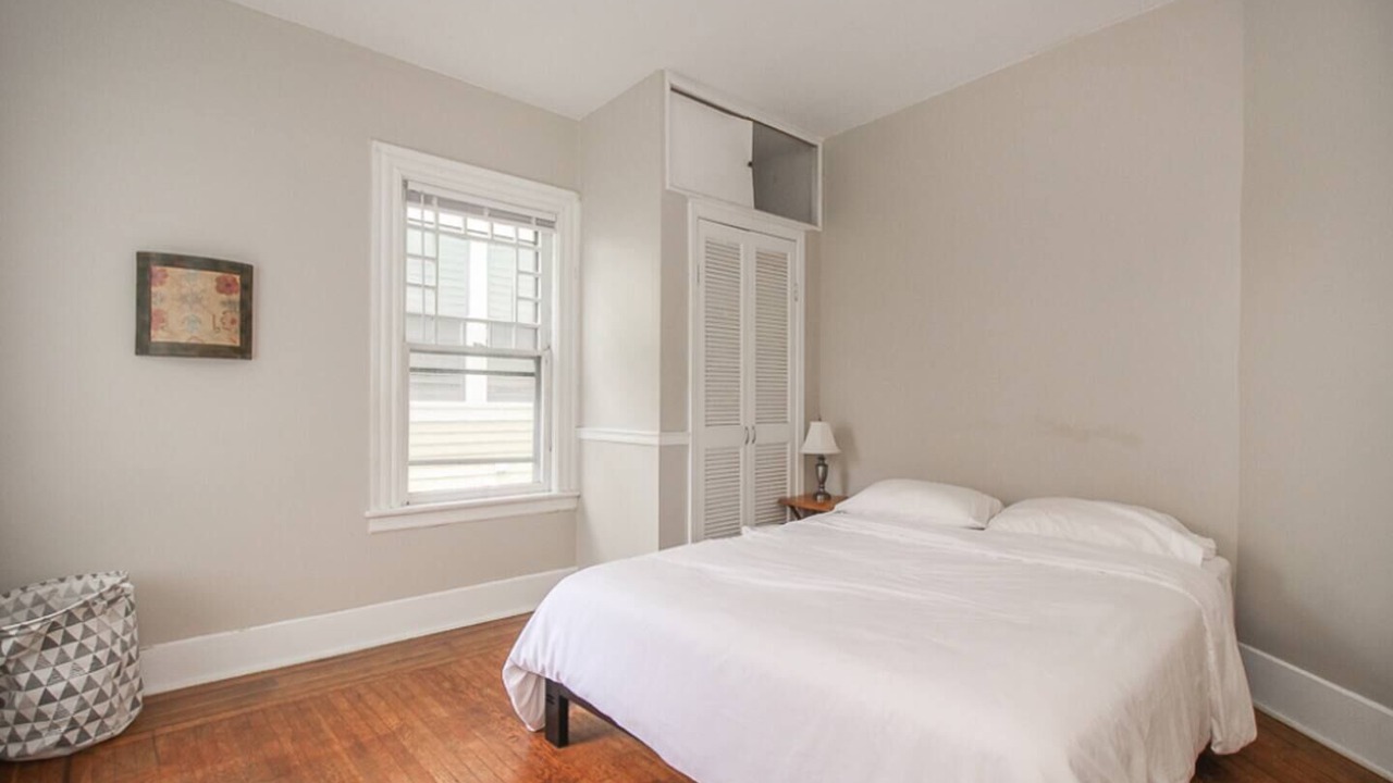 Photo of Bedroom in Edgewater