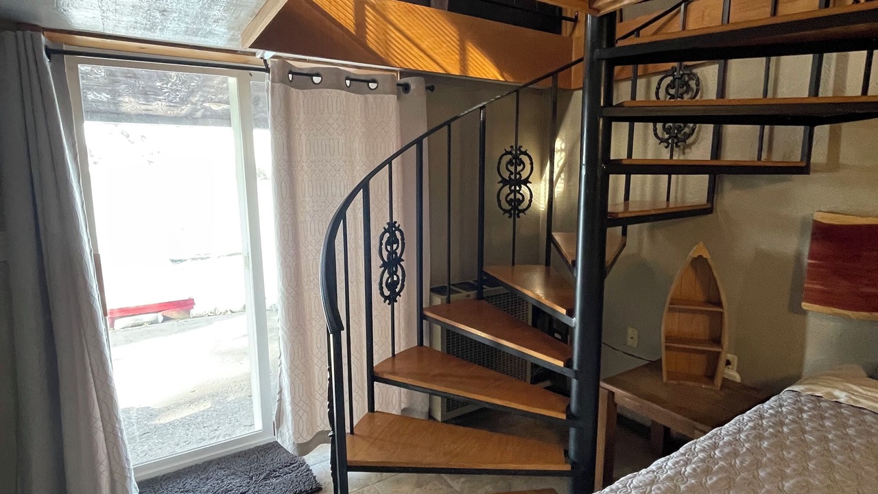 Photo of Bedroom in Avon