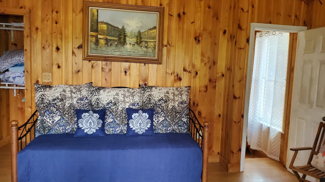 Photo of Others in Lyman