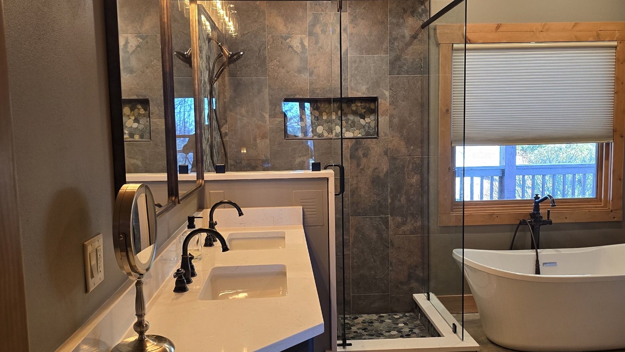 Photo of Bathroom in Sapphire