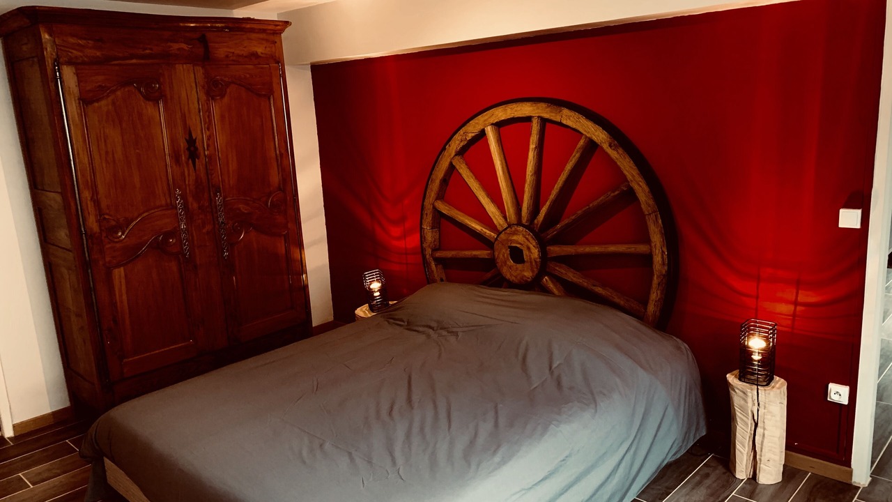 Photo of Bedroom in Le Mesnil-sur-Oger
