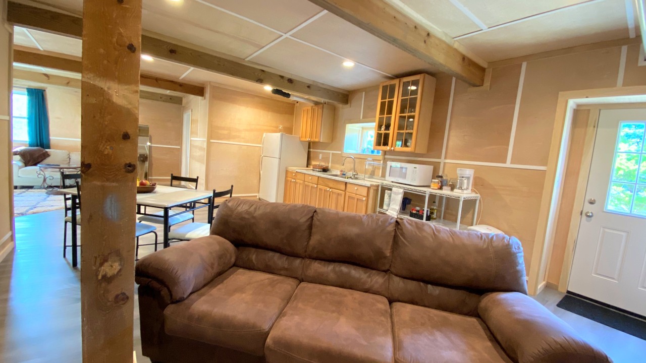 Photo of Livingroom in Waves