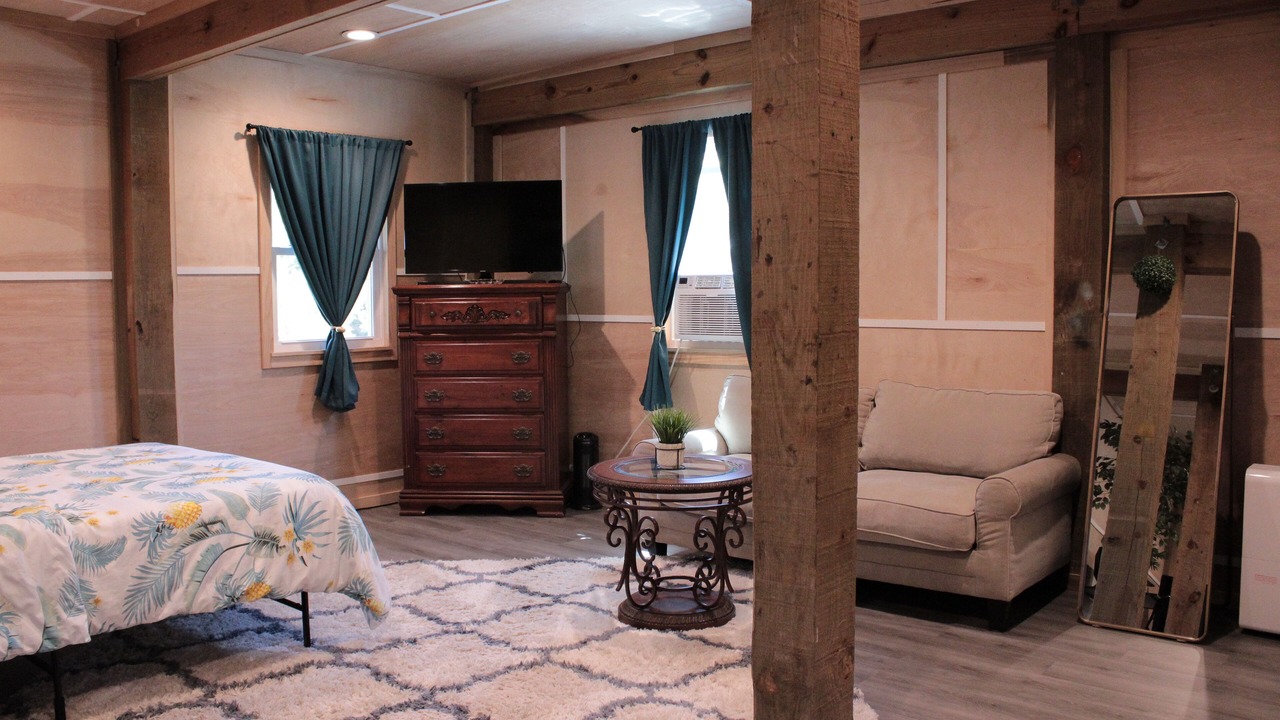 Photo of Bedroom in Waves