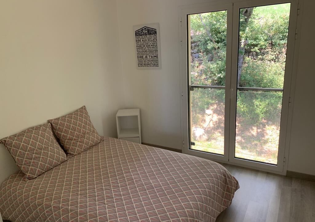 Photo of Bedroom in Gap