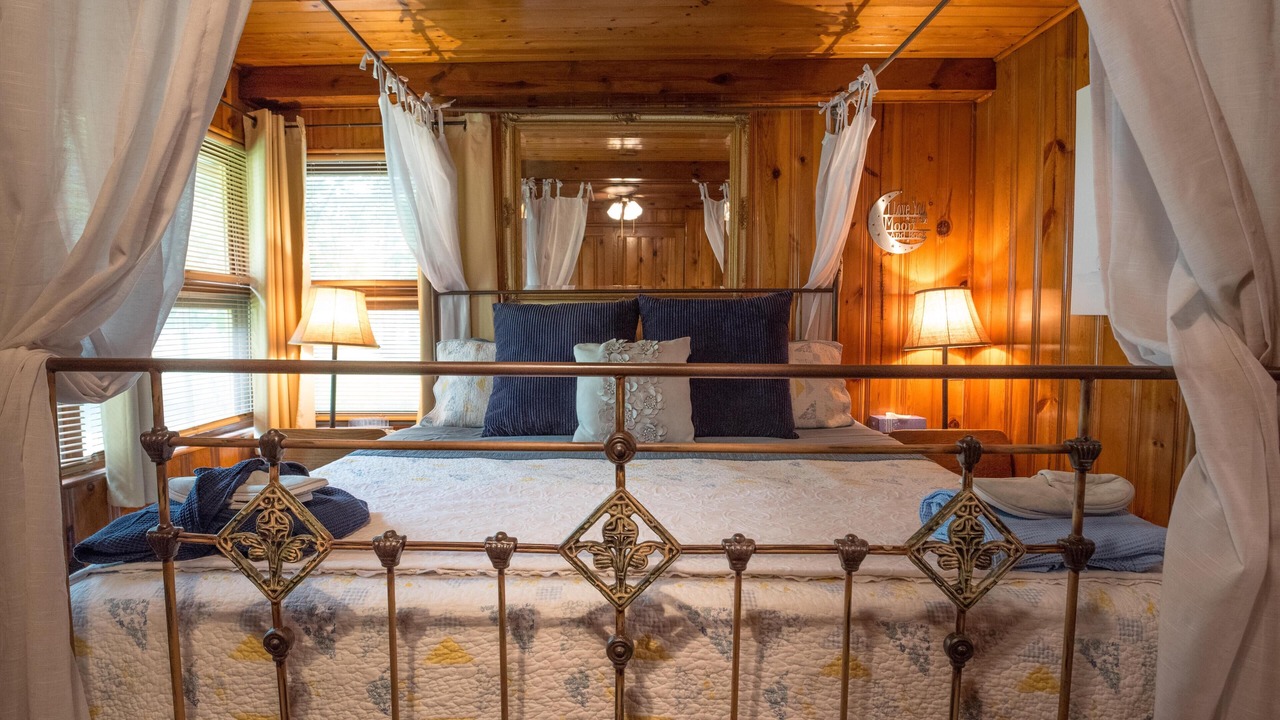 Photo of Others in Helmsburg