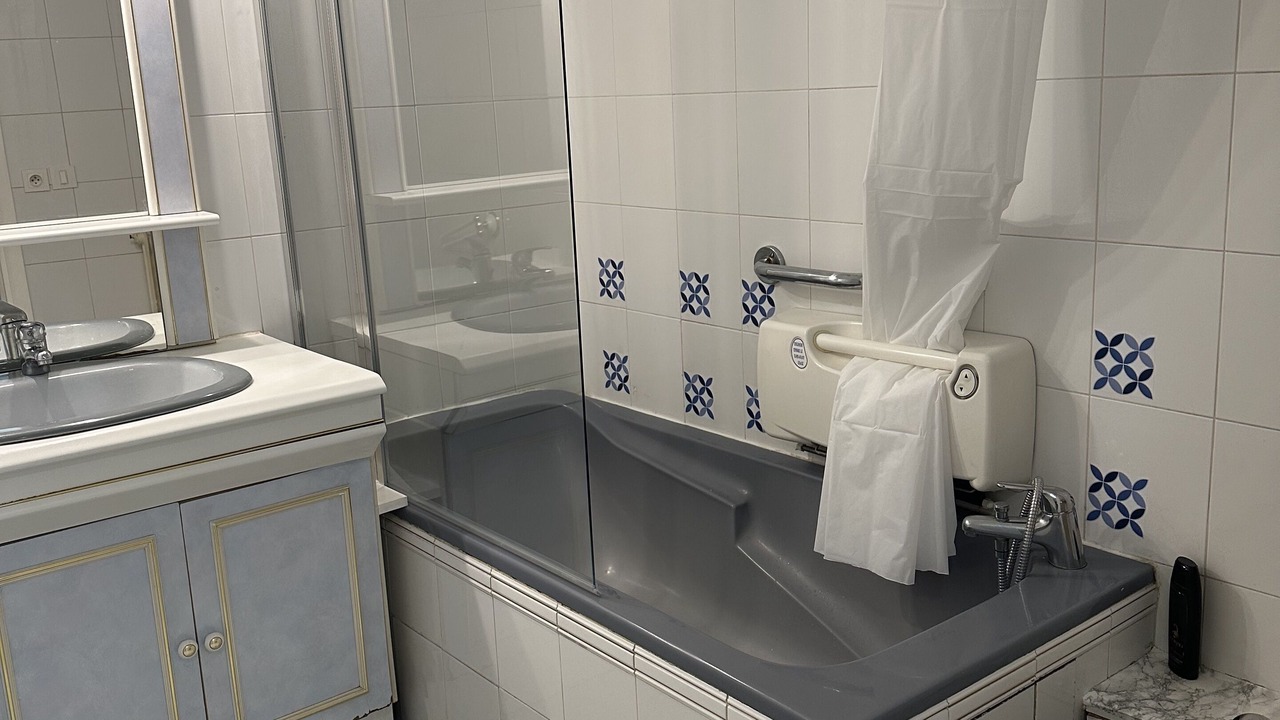 Photo of Bathroom in Bas-Vernet