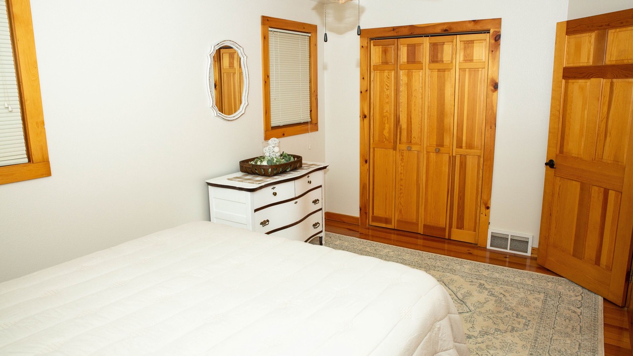 Photo of Bedroom in De Soto