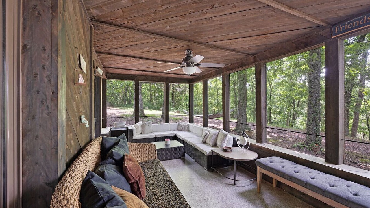 Photo of Livingroom in Parsons