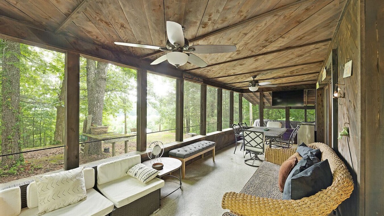 Photo of Livingroom in Parsons