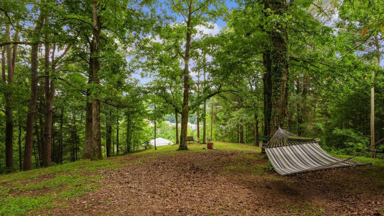 Photo of Outdoor in Parsons