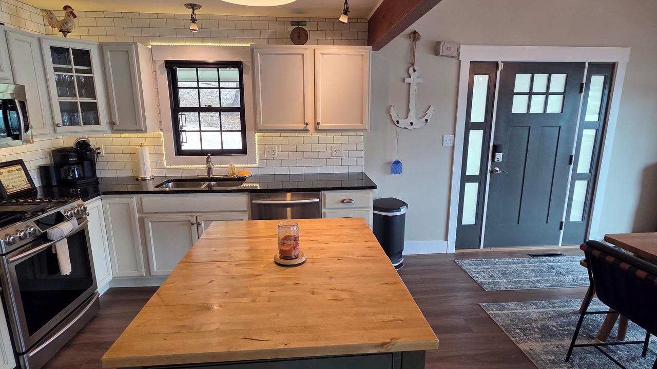 Photo of Kitchen in Sunrise Beach