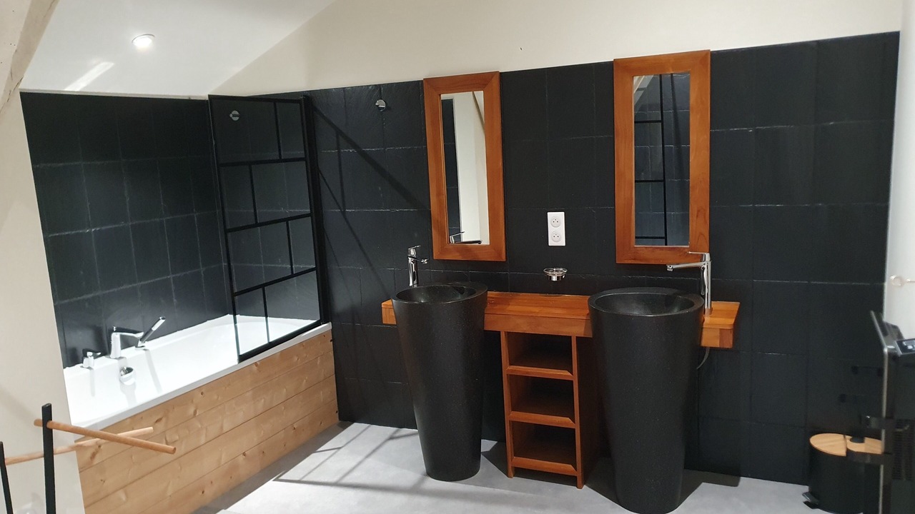 Photo of Bathroom in Villebramar