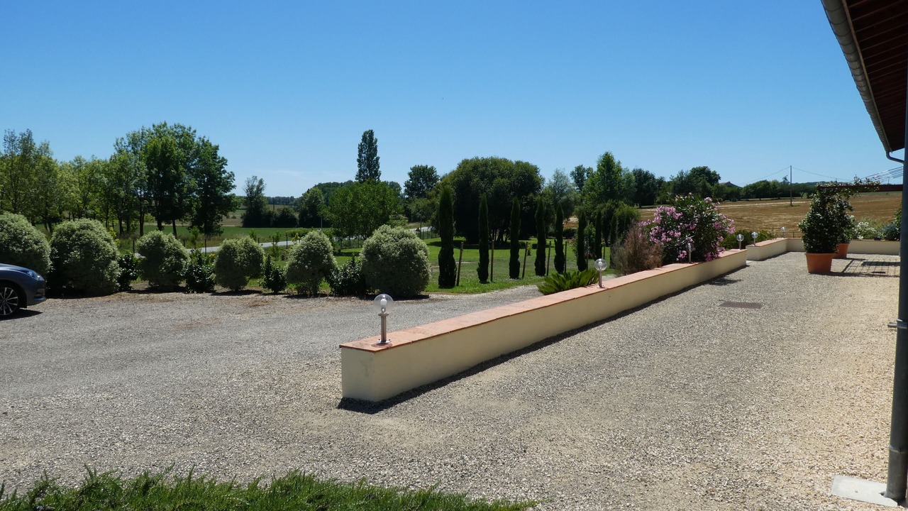 Photo of Outdoor in Villebramar