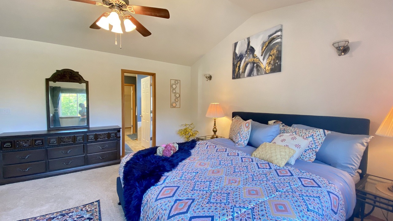 Photo of Bedroom in Marysville