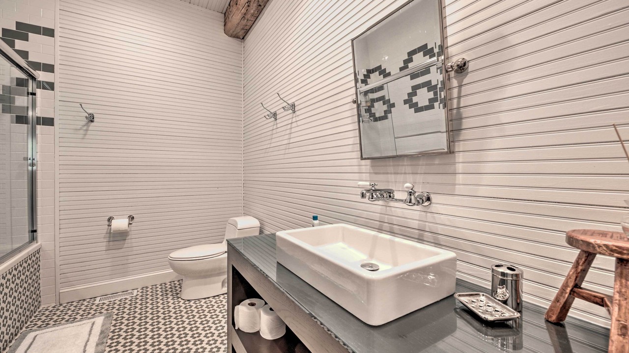 Photo of Bathroom in Zenda